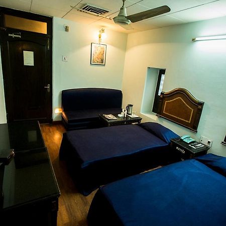 Deep Hotel Lucknow Luaran gambar