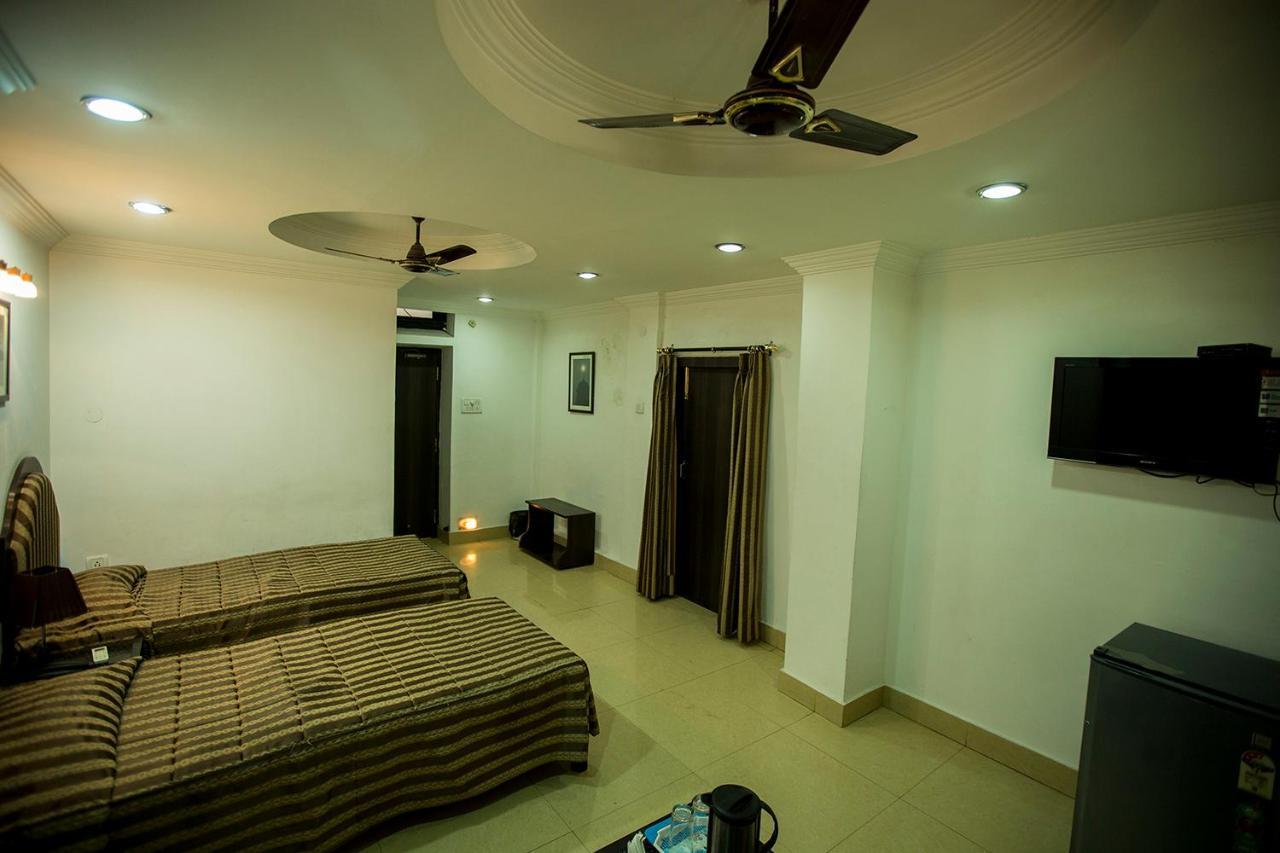 Deep Hotel Lucknow Luaran gambar