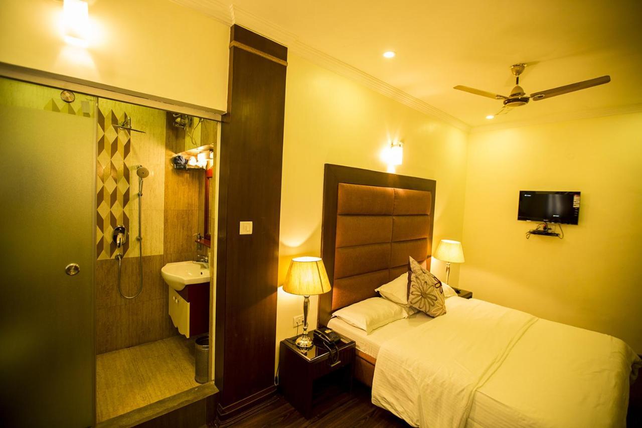 Deep Hotel Lucknow Luaran gambar