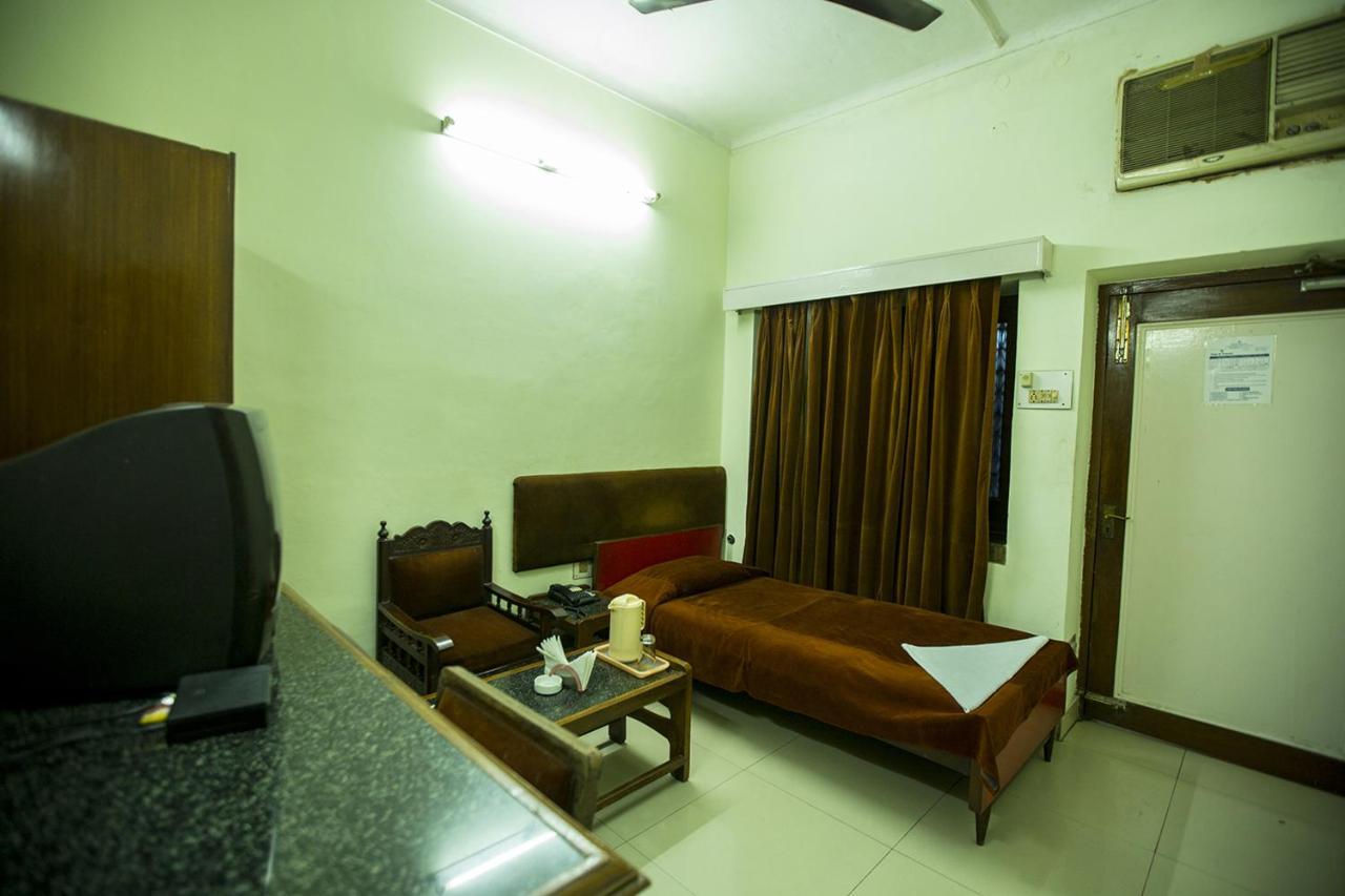 Deep Hotel Lucknow Luaran gambar