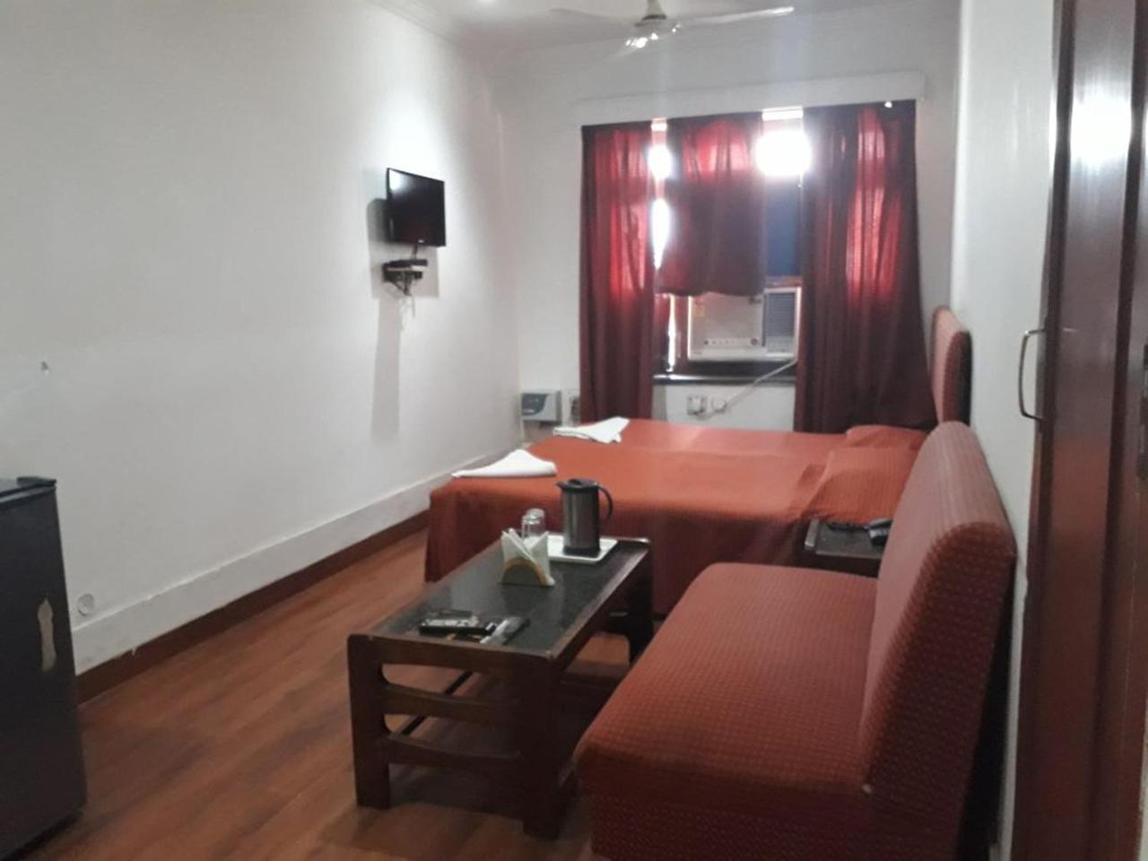 Deep Hotel Lucknow Luaran gambar