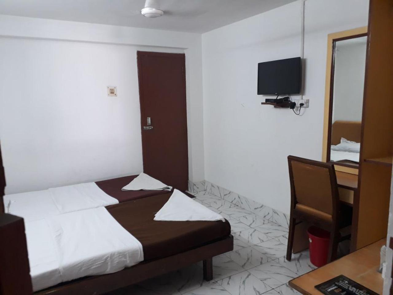 Deep Hotel Lucknow Luaran gambar